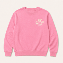 Lade das Bild in den Galerie-Viewer, Pullover Unisex "SIP HAPPENS CLUB"
